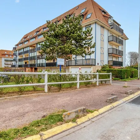 Martrois - Welkeys Apartman *